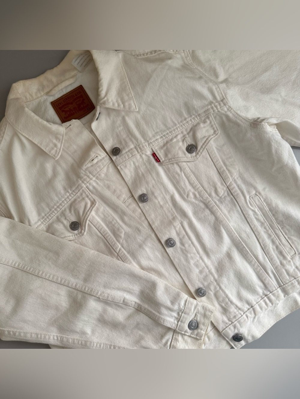 Levi's Cream White Denim Jacket with Brown Leather Patch